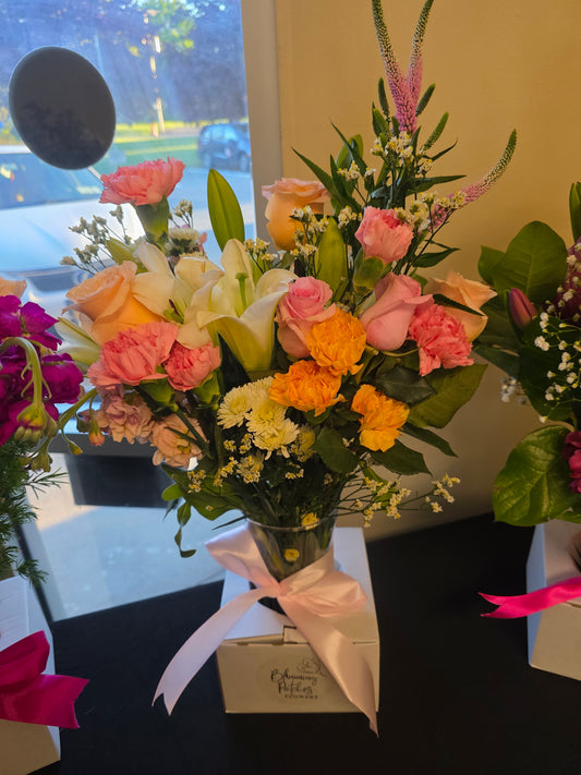 Sip and Snip: Build Your Own Vase Arrangement Workshop