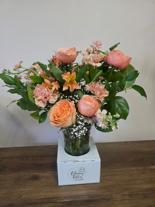 Sip and Snip: Build Your Own Vase Bouquet Workshop