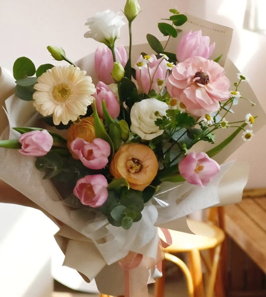 'The Centerpiece' Medium Bouquet - Pickup Only